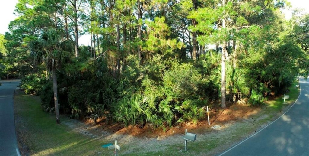 401 Porpoise Dr, Saint Helena Island, SC 29920