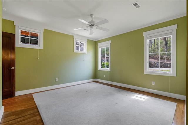 unfurnished room featuring wood-type flooring and ceiling fan