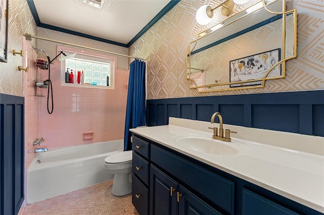 full bathroom featuring vanity, toilet, and shower / bath combo