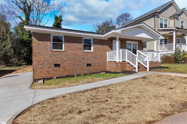 view of front of house with a porch