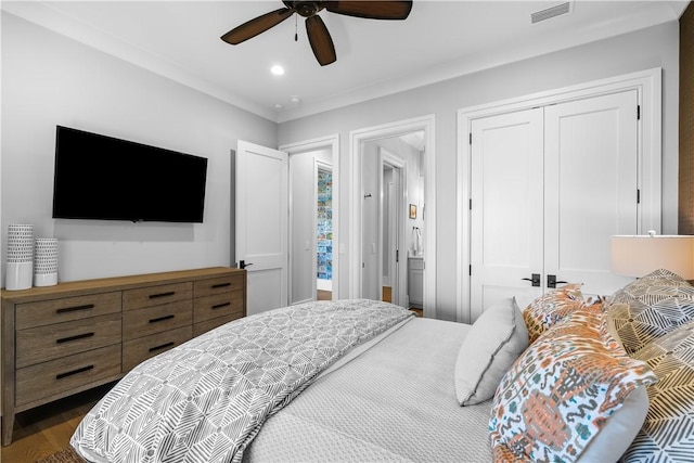 bedroom with recessed lighting, a closet, visible vents, ceiling fan, and wood finished floors