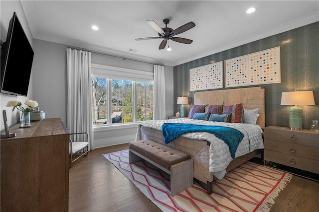 bedroom featuring ceiling fan, ornamental molding, wood finished floors, and recessed lighting