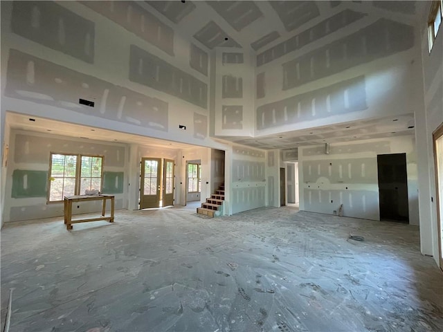 248 W Old Pendleton Rd, Central, SC 29630 - unfurnished living room featuring a high ceiling