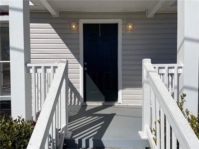 view of property entrance