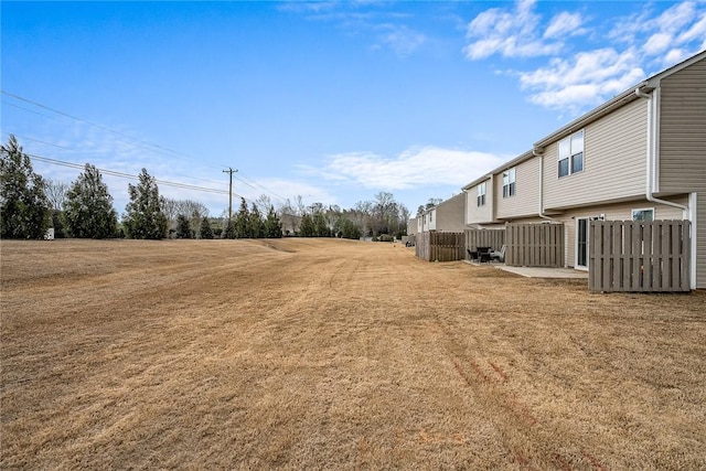 view of yard featuring fence