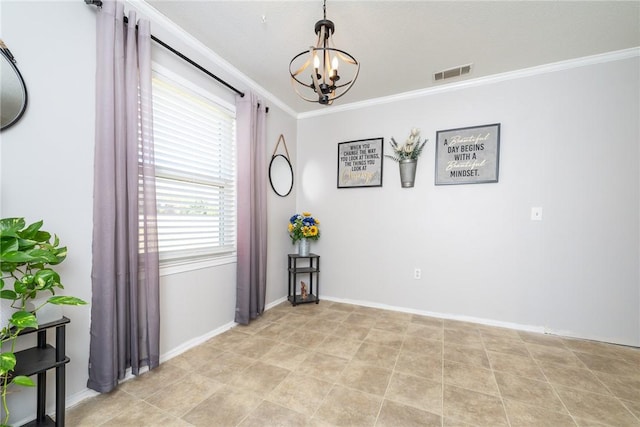 spare room with crown molding, a notable chandelier, baseboards, and visible vents