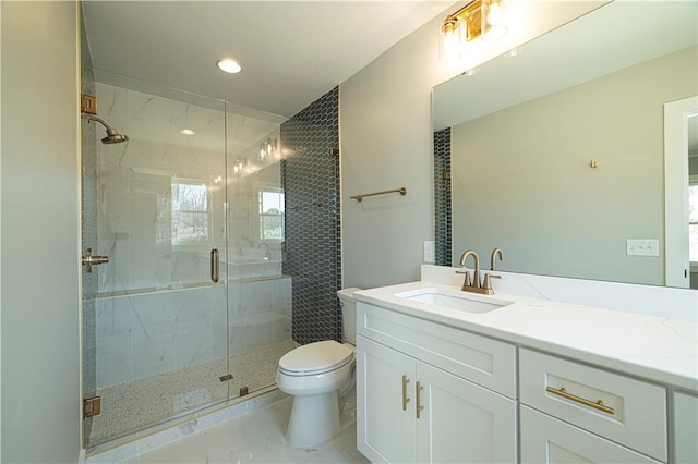full bath featuring a marble finish shower, toilet, vanity, marble look tiles, and recessed lighting