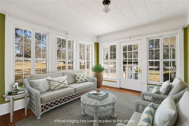 view of sunroom / solarium