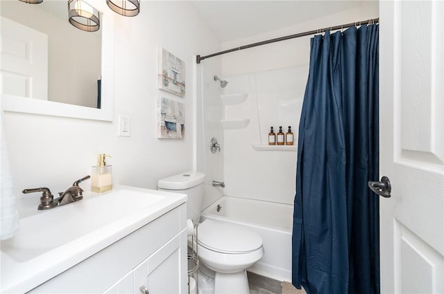 107 Berkley Ave, Greenville, SC 29609 - full bath featuring shower / bath combo with shower curtain, toilet, and vanity