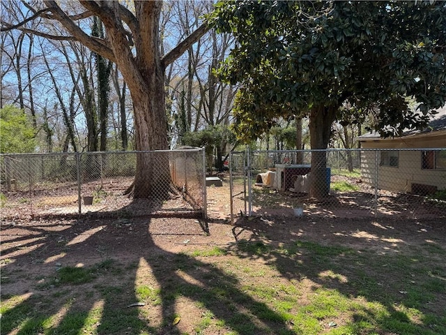 125 Victorian Dr, Anderson, SC 29625 - view of yard with fence