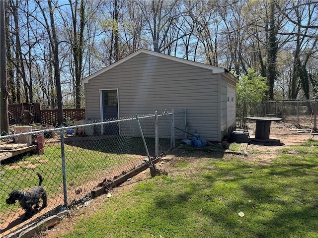 125 Victorian Dr, Anderson, SC 29625 - view of side of property with a lawn and fence private yard