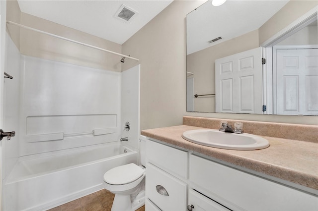 621 Lookover Dr, Anderson, SC 29621 - bathroom with vanity, bathing tub / shower combination, and tile patterned flooring