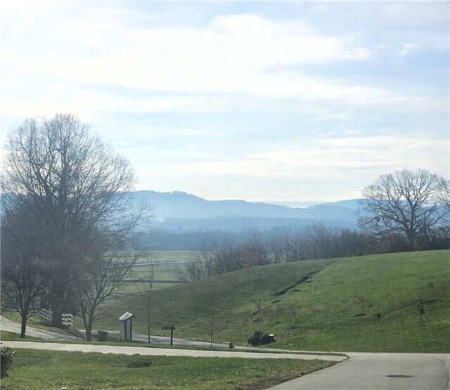 184 Majestic Ridge Rd, Mills River, NC 28759