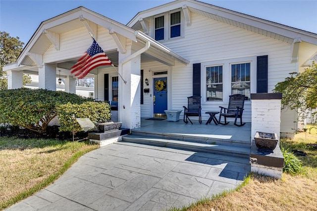bungalow-style house with covered porch