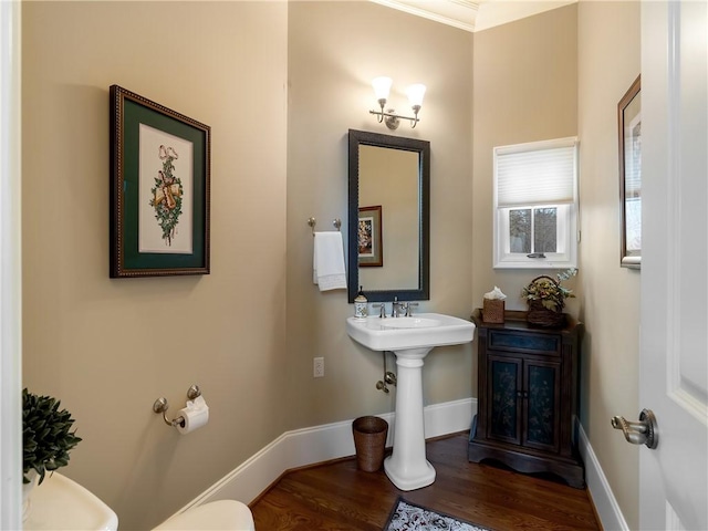 105 Green Cove Way, Six Mile, SC 29682 - half bathroom featuring baseboards, wood finished floors, and toilet