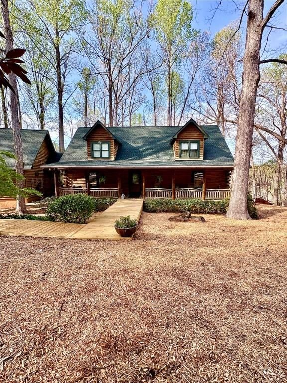 191 Crystal Ln, Townville, SC 29689 - cabin with covered porch