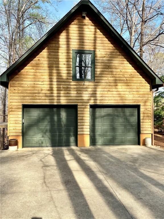 191 Crystal Ln, Townville, SC 29689 - view of garage