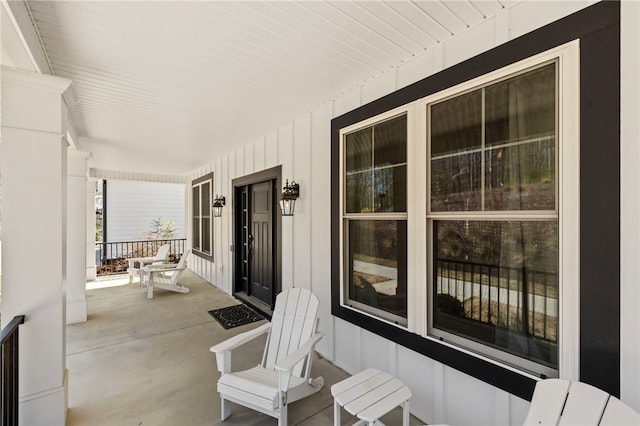 view of patio / terrace featuring covered porch