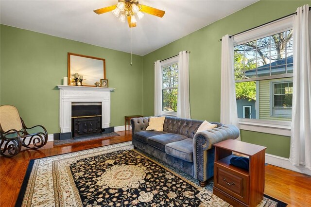 222 E Creswell Ave, Greenwood, SC 29646