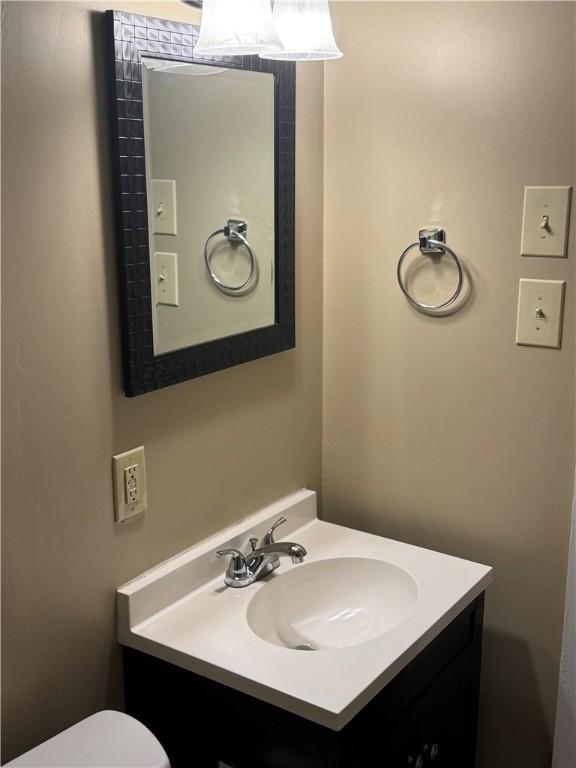 405 Casey St, Anderson, SC 29624 - half bath featuring vanity and toilet