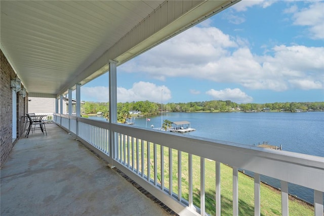417 Mcgill Cir, Iva, SC 29655 - balcony with a water view