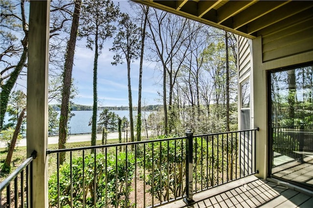 19 Spy Glass Ln, Salem, SC 29676 - balcony featuring a water view