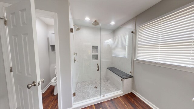 15009 Beacon Ridge Dr, Seneca, SC 29678 - full bath featuring a stall shower, baseboards, wood finished floors, toilet, and recessed lighting
