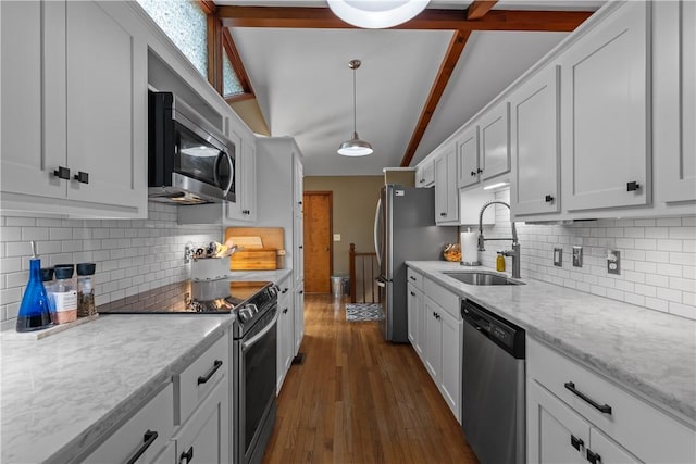 3 Windward Ct, Salem, SC 29676 - kitchen with stainless steel appliances, dark wood-style floors, white cabinetry, and tasteful backsplash