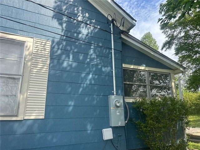 view of side of property