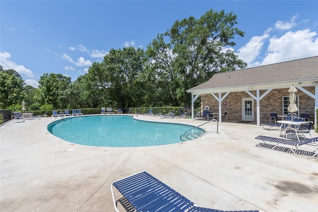 118 Easy Gap Rd, Anderson, SC 29621 - community pool with a patio