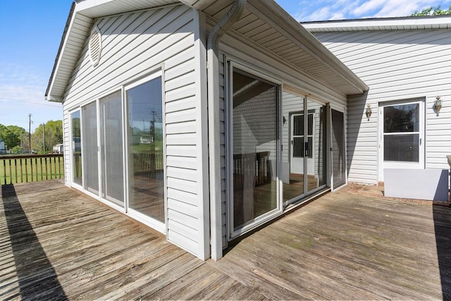 221 Lakeview Dr, Liberty, SC 29657 - view of deck