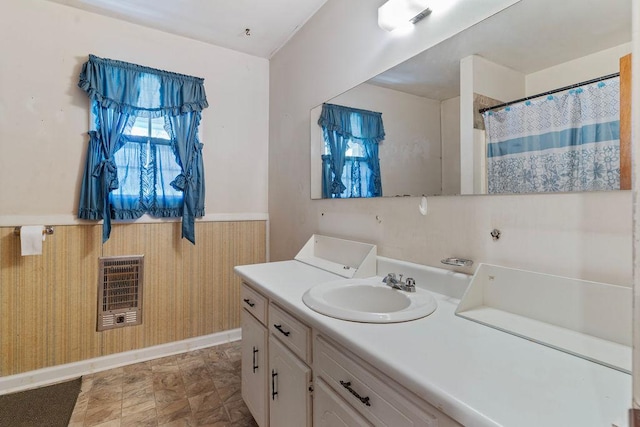 221 Lakeview Dr, Liberty, SC 29657 - full bath with a shower with curtain, vanity, heating unit, and a wainscoted wall