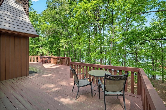 234 Chandlers Ferry Dr, Hartwell, GA 30643 - deck featuring outdoor dining area