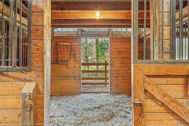 112 Briar Creek Ln, Anderson, SC 29621 - view of stable