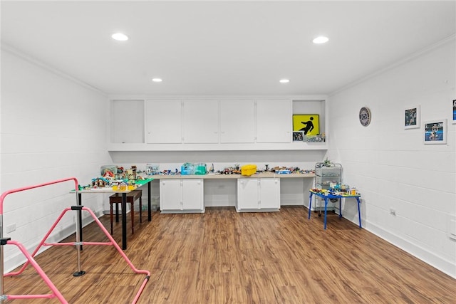112 Briar Creek Ln, Anderson, SC 29621 - game room featuring recessed lighting, built in desk, ornamental molding, baseboards, and light wood-style flooring