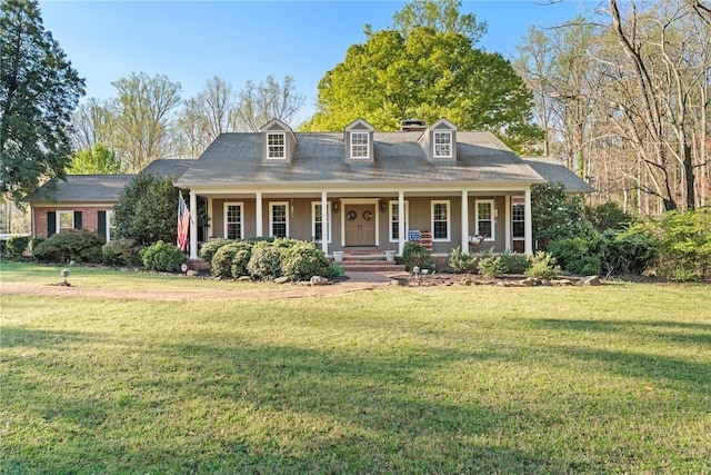 112 Briar Creek Ln, Anderson, SC 29621 - cape cod home with a porch and a front yard