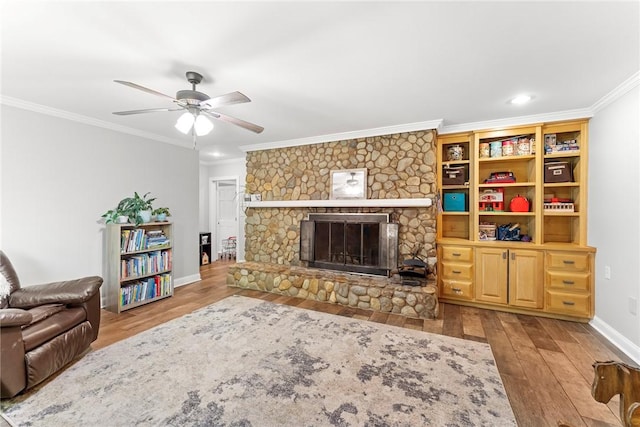 112 Briar Creek Ln, Anderson, SC 29621 - living area with baseboards, wood finished floors, ornamental molding, and ceiling fan