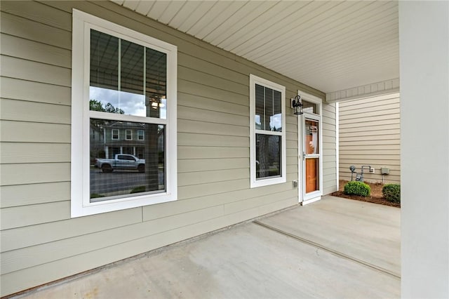 view of patio featuring covered porch