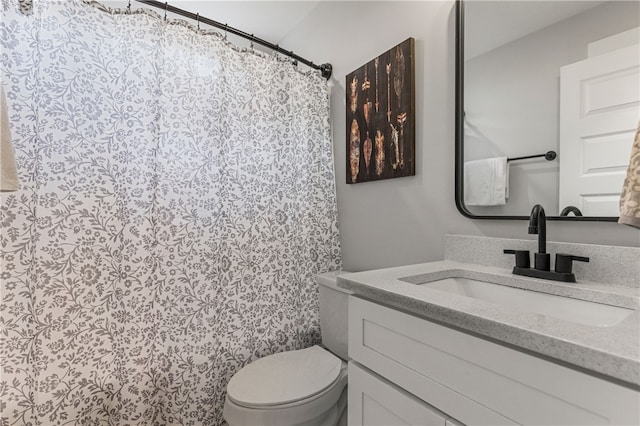 604 Robin Hood Ln, Anderson, SC 29621 - full bath with vanity, a shower with shower curtain, and toilet