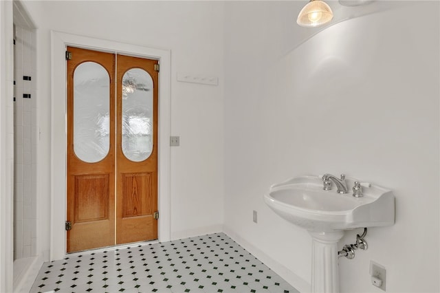 2018 Concord Rd, Anderson, SC 29621 - full bathroom featuring baseboards and a tile shower