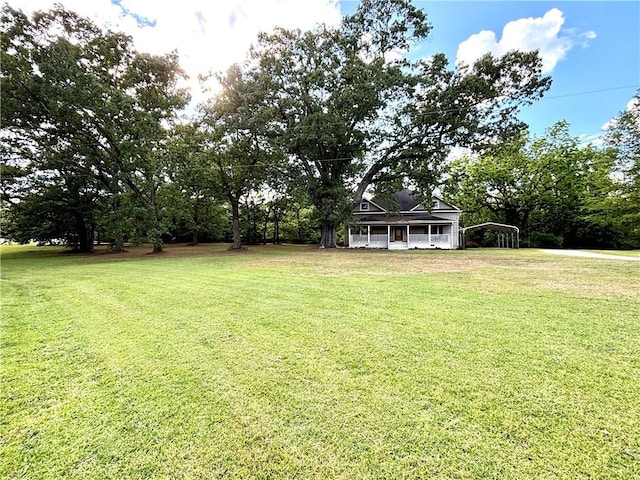 5192 Davis Cir, Anderson, SC 29625 - view of green lawn featuring a detached carport