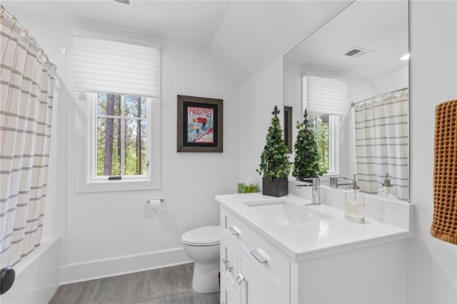 113 Settlement Village Dr, Sunset, SC 29685 - bathroom featuring baseboards, toilet, vanity, and shower / tub combo with curtain