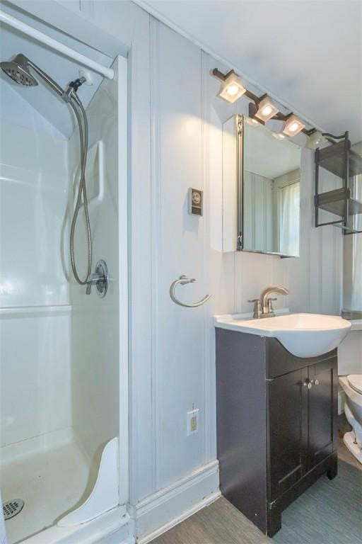 605 Boulevard, Anderson, SC 29621 - full bath with a stall shower, vanity, and toilet