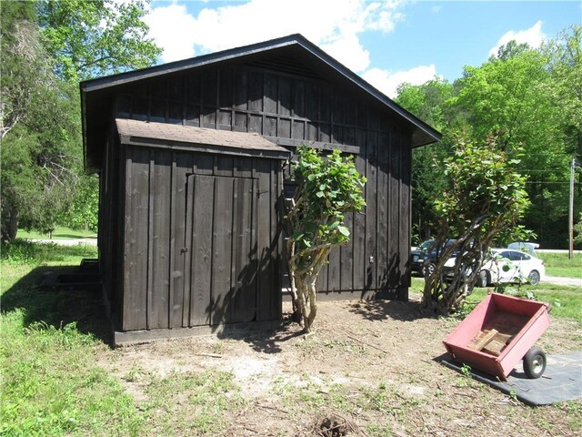 716 Sliding Rock Rd, Pickens, SC 29671