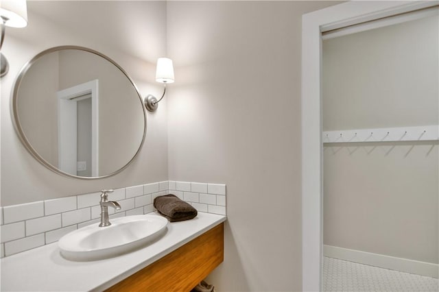 224 Edgewood Dr, Seneca, SC 29678 - bathroom with backsplash and vanity