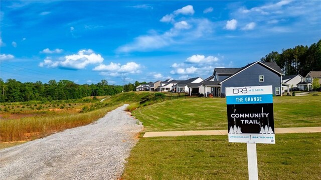 109 Founders Blvd, Central, SC 29630 - view of property's community featuring a yard and gravel driveway