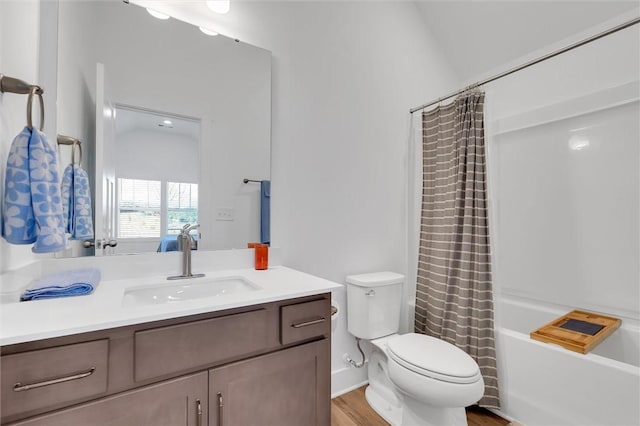 109 Founders Blvd, Central, SC 29630 - bathroom featuring wood finished floors, vanity, toilet, shower / bath combination with curtain, and ensuite bathroom