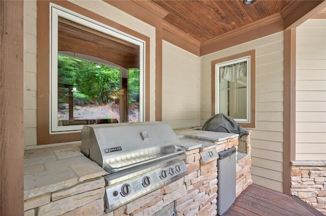 503 Greystoke Cv, Seneca, SC 29678 - view of patio featuring area for grilling and an outdoor kitchen