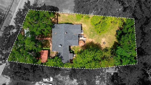 view of subject property featuring property boundaries highlighted