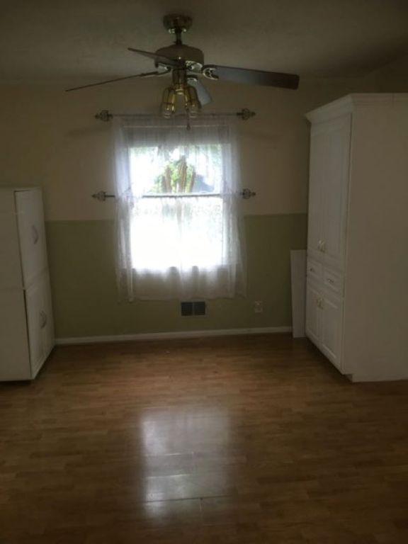 413 S Florida Ave, Greenville, SC 29611 - photo 5